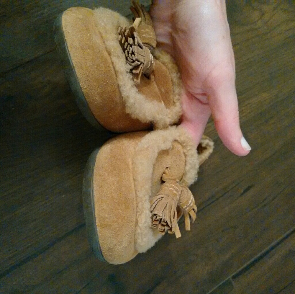 Stuart Weitzman Shearling Flats - image 4